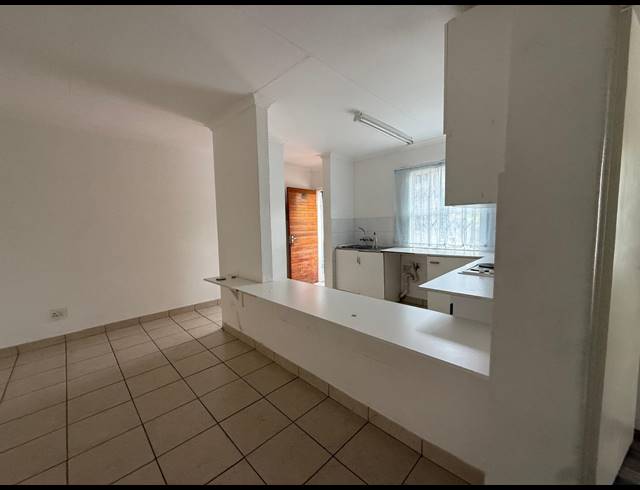 2 BEDROOM APARTMENT FOR SALE IN SAFARI GARDENS